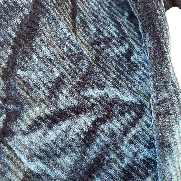 Sea Island Loungewear Vintage Blue Ribbed Spa Robe - Picture 2 of 8